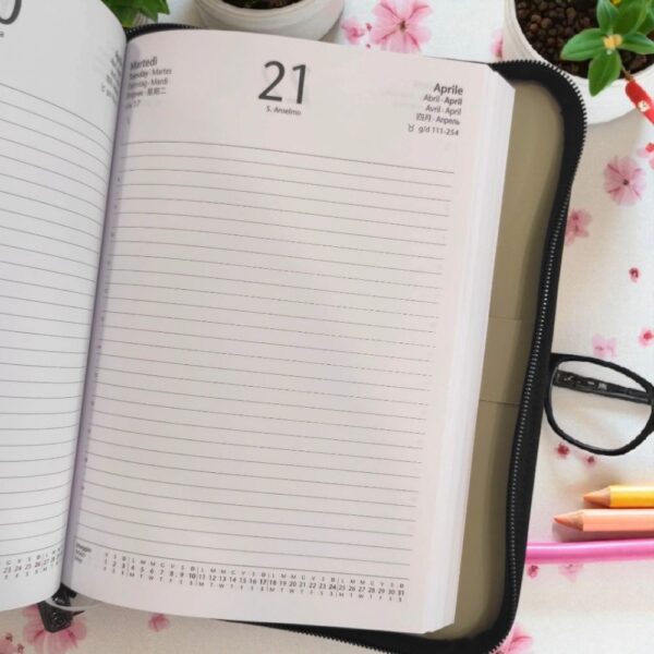 Agenda giornaliera foglio intero